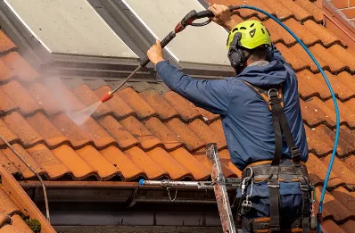 Démoussage et hydrofuge de toiture à Samsons-Lion